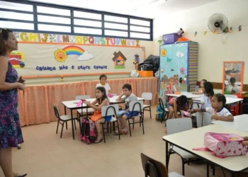 Educação, Educação para crianças, Educação pequena, Ensino para crianças;