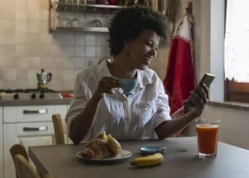 primeira, refeição, matinal, desjejum;