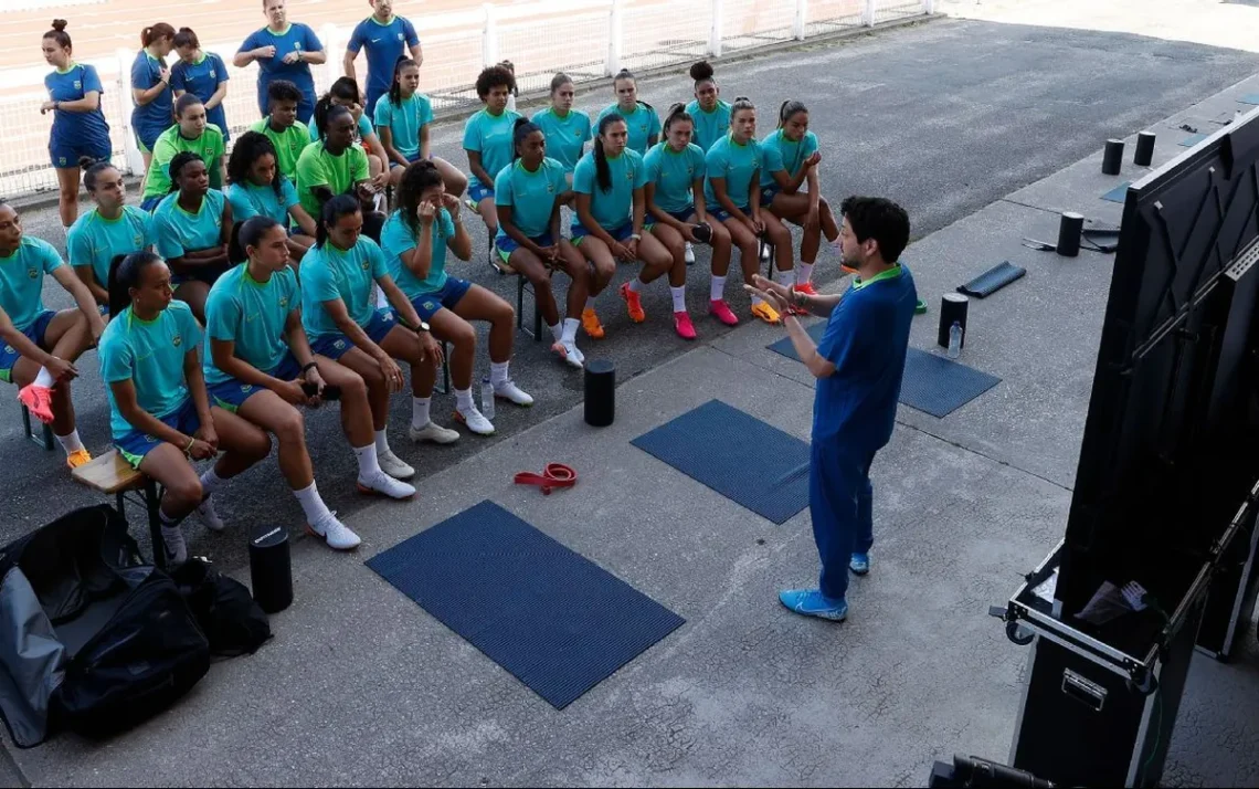 Seleção, feminina, comandadas, de Arthur, Elias, atletas;