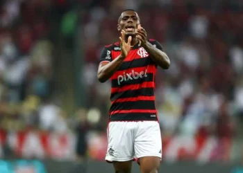 jogador, atleta, futebolista;