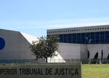 Tribunal, Corte, Magistratura;