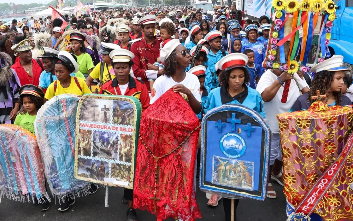 Liberdade de Crença, Liberdade de Expressão, Liberdade de Religião;