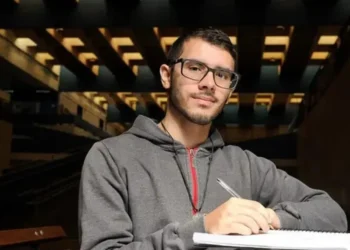 Estudante de História, Victor Rodrigheri pretende seguir carreira acadêmica — Foto: Reinaldo Canato Celular proibido nas escolas? O que são soft skills? — Foto: Getty Images/via BBC Ana Lívia Marques pretende atuar na área de tecnologia voltada ao esporte — Foto: Divulgação A carioca Ana Clara Mendes pretende trabalhar com atletas de alto rendimento — Foto: Arquivo pessoal Alunos de escolas públicas de Sobral (CE) têm rodas de conversas durante as aulas — Foto: Divulgação - Todos os direitos: © G1 - Globo Mundo