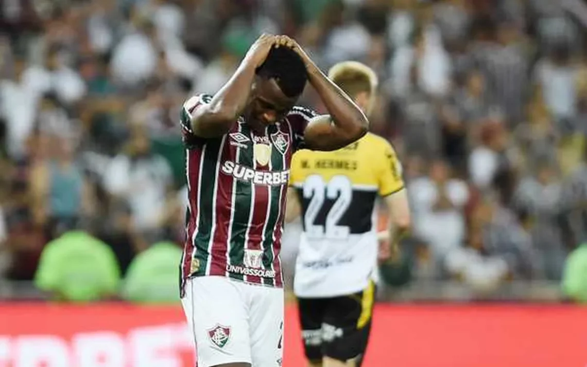 Fluminense 0 x 0 Criciúma | Melhores Momentos | 35ª rodada | Brasileirão 2024 Mano Menezes comenta sequência negativa do Fluminense: "Custa muito caro nessa hora" Aos 17 min do 2º tempo - Duas bolas na trave e uma defesa milagrosa de Fábio - Todos os direitos: © GE - Globo Esportes