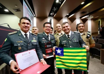 Polícia, Militar, Ministério Público;