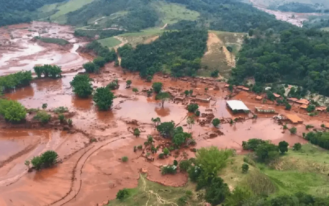 barragem, rompimento, dano, indenização