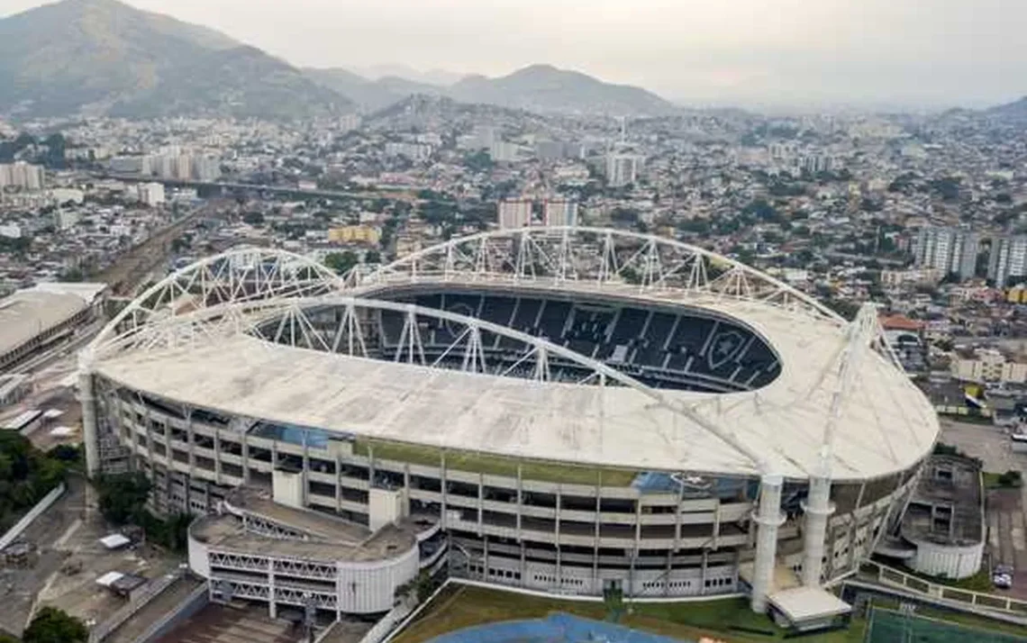 Clássico entre Botafogo e Vasco terá 16 jogadores estrangeiros - Todos os direitos: © GE - Globo Esportes