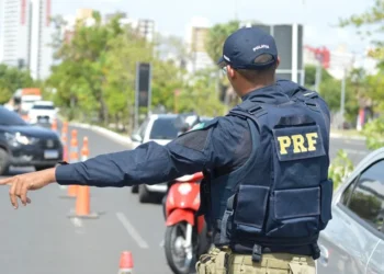 condutores, habilitação, CNH;